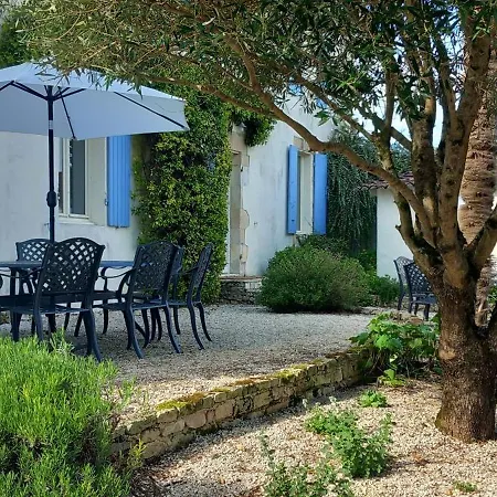 Holiday home Charming Countryside Retreat Macqueville